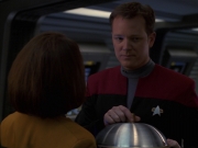 extant_StarTrek_VOY_7x24-RenaissanceMan_1836.jpg