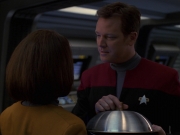 extant_StarTrek_VOY_7x24-RenaissanceMan_1838.jpg