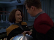 extant_StarTrek_VOY_7x24-RenaissanceMan_1847.jpg