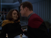Filename=extant_StarTrek_VOY_7x24-RenaissanceMan_1866.jpg
Filesize=130KiB
Dimensions=1200x900
Date added=Jan 16, 2020 extant_StarTrek_VOY_7x24-RenaissanceMan_1866.jpg