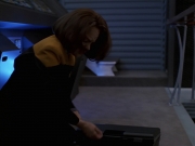 Filename=extant_StarTrek_VOY_7x24-RenaissanceMan_1885.jpg
Filesize=104KiB
Dimensions=1200x900
Date added=Jan 16, 2020 extant_StarTrek_VOY_7x24-RenaissanceMan_1885.jpg