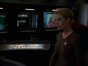 Filename=extant_StarTrek_VOY_7x24-RenaissanceMan_1923.jpg
Filesize=114KiB
Dimensions=1200x900
Date added=Jan 16, 2020 extant_StarTrek_VOY_7x24-RenaissanceMan_1923.jpg