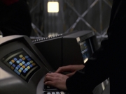 Filename=extant_StarTrek_VOY_7x24-RenaissanceMan_1926.jpg
Filesize=121KiB
Dimensions=1200x900
Date added=Jan 16, 2020 extant_StarTrek_VOY_7x24-RenaissanceMan_1926.jpg