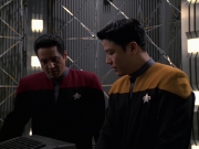 Filename=extant_StarTrek_VOY_7x24-RenaissanceMan_1932.jpg
Filesize=149KiB
Dimensions=1200x900
Date added=Jan 16, 2020 extant_StarTrek_VOY_7x24-RenaissanceMan_1932.jpg