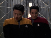 extant_StarTrek_VOY_7x24-RenaissanceMan_1963.jpg