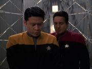 extant_StarTrek_VOY_7x24-RenaissanceMan_1970.jpg