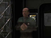 extant_StarTrek_VOY_7x24-RenaissanceMan_1981.jpg