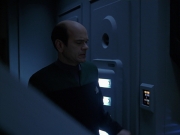 Filename=extant_StarTrek_VOY_7x24-RenaissanceMan_2000.jpg
Filesize=108KiB
Dimensions=1200x900
Date added=Jan 16, 2020 extant_StarTrek_VOY_7x24-RenaissanceMan_2000.jpg