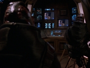 extant_StarTrek_VOY_7x24-RenaissanceMan_2049.jpg