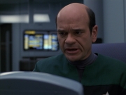 extant_StarTrek_VOY_7x24-RenaissanceMan_2069.jpg