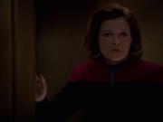 extant_StarTrek_VOY_7x24-RenaissanceMan_2078.jpg