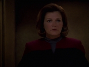 extant_StarTrek_VOY_7x24-RenaissanceMan_2080.jpg
