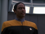 extant_StarTrek_VOY_7x24-RenaissanceMan_2087.jpg