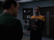 extant_StarTrek_VOY_7x24-RenaissanceMan_2125.jpg