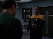 extant_StarTrek_VOY_7x24-RenaissanceMan_2126.jpg