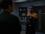 extant_StarTrek_VOY_7x24-RenaissanceMan_2129.jpg