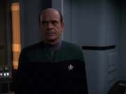 extant_StarTrek_VOY_7x24-RenaissanceMan_2143.jpg