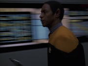 Filename=extant_StarTrek_VOY_7x24-RenaissanceMan_2166.jpg
Filesize=145KiB
Dimensions=1200x900
Date added=Jan 16, 2020 extant_StarTrek_VOY_7x24-RenaissanceMan_2166.jpg