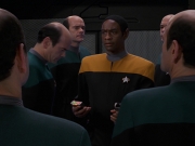 extant_StarTrek_VOY_7x24-RenaissanceMan_2216.jpg
