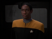 extant_StarTrek_VOY_7x24-RenaissanceMan_2250.jpg