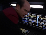 extant_StarTrek_VOY_7x24-RenaissanceMan_2323.jpg