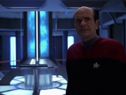 extant_StarTrek_VOY_7x24-RenaissanceMan_2344.jpg