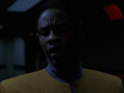 extant_StarTrek_VOY_7x24-RenaissanceMan_2375.jpg