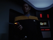 Filename=extant_StarTrek_VOY_7x24-RenaissanceMan_2403.jpg
Filesize=100KiB
Dimensions=1200x900
Date added=Jan 16, 2020 extant_StarTrek_VOY_7x24-RenaissanceMan_2403.jpg