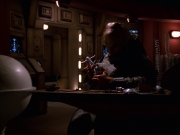 Filename=extant_StarTrek_VOY_7x24-RenaissanceMan_2461.jpg
Filesize=134KiB
Dimensions=1200x900
Date added=Jan 16, 2020 extant_StarTrek_VOY_7x24-RenaissanceMan_2461.jpg