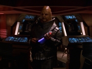 extant_StarTrek_VOY_7x24-RenaissanceMan_2533.jpg