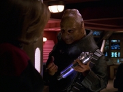 extant_StarTrek_VOY_7x24-RenaissanceMan_2541.jpg