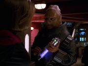 extant_StarTrek_VOY_7x24-RenaissanceMan_2551.jpg