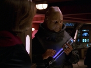 extant_StarTrek_VOY_7x24-RenaissanceMan_2552.jpg
