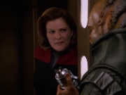 extant_StarTrek_VOY_7x24-RenaissanceMan_2560.jpg