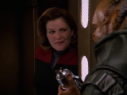 extant_StarTrek_VOY_7x24-RenaissanceMan_2561.jpg