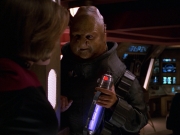 extant_StarTrek_VOY_7x24-RenaissanceMan_2564.jpg