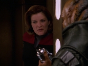 extant_StarTrek_VOY_7x24-RenaissanceMan_2565.jpg