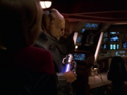 extant_StarTrek_VOY_7x24-RenaissanceMan_2579.jpg