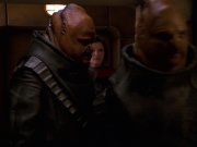 extant_StarTrek_VOY_7x24-RenaissanceMan_2597.jpg