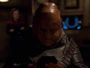 extant_StarTrek_VOY_7x24-RenaissanceMan_2610.jpg