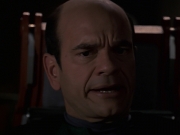 extant_StarTrek_VOY_7x24-RenaissanceMan_2655.jpg