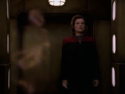 extant_StarTrek_VOY_7x24-RenaissanceMan_2660.jpg