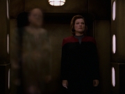 extant_StarTrek_VOY_7x24-RenaissanceMan_2661.jpg