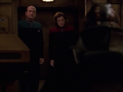 extant_StarTrek_VOY_7x24-RenaissanceMan_2669.jpg