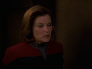 extant_StarTrek_VOY_7x24-RenaissanceMan_2675.jpg