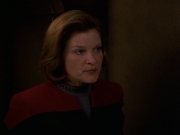 extant_StarTrek_VOY_7x24-RenaissanceMan_2676.jpg