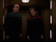 Filename=extant_StarTrek_VOY_7x24-RenaissanceMan_2686.jpg
Filesize=109KiB
Dimensions=1200x900
Date added=Jan 16, 2020 extant_StarTrek_VOY_7x24-RenaissanceMan_2686.jpg