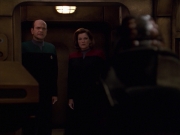 extant_StarTrek_VOY_7x24-RenaissanceMan_2692.jpg