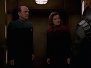 extant_StarTrek_VOY_7x24-RenaissanceMan_2711.jpg