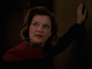 extant_StarTrek_VOY_7x24-RenaissanceMan_2741.jpg